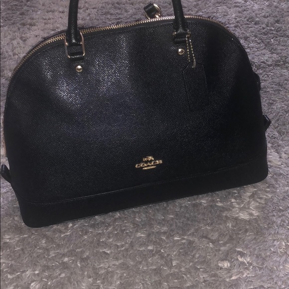 Coach Handbags - Black Coach handbag